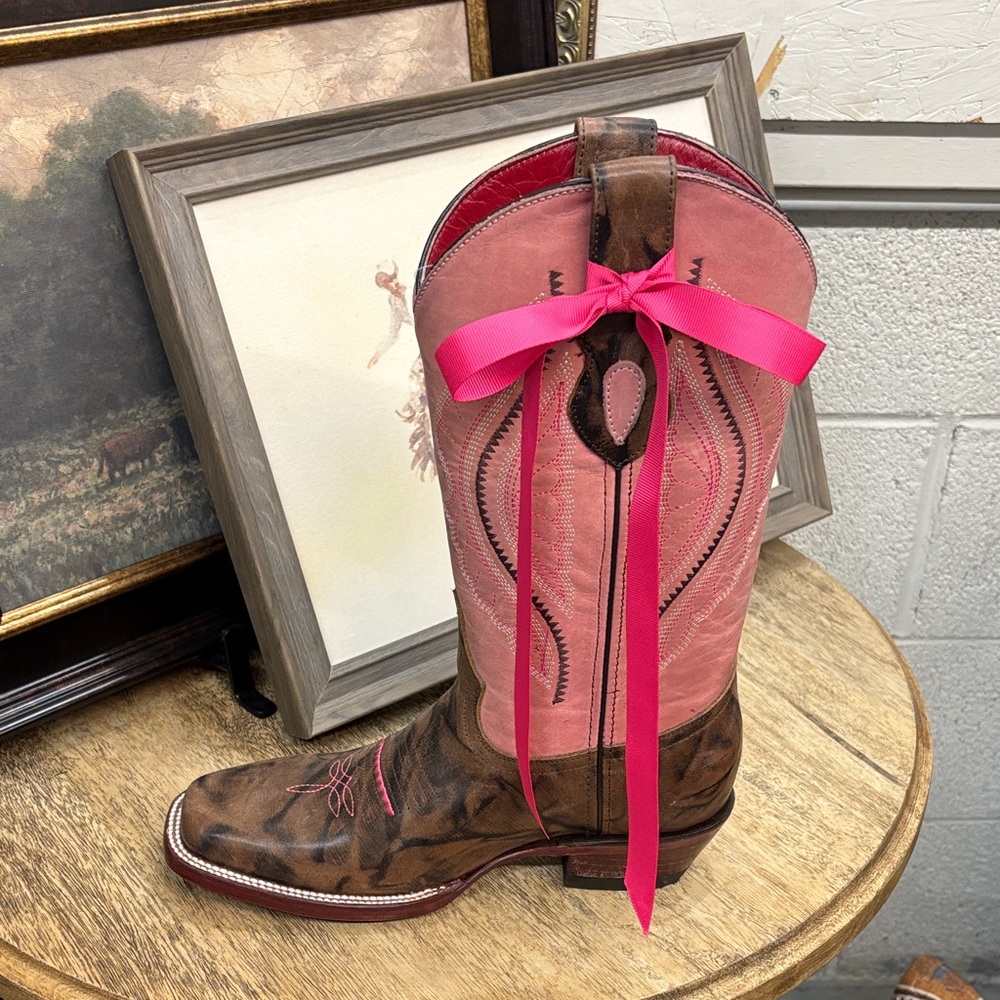 Pink & Brown Boots💕